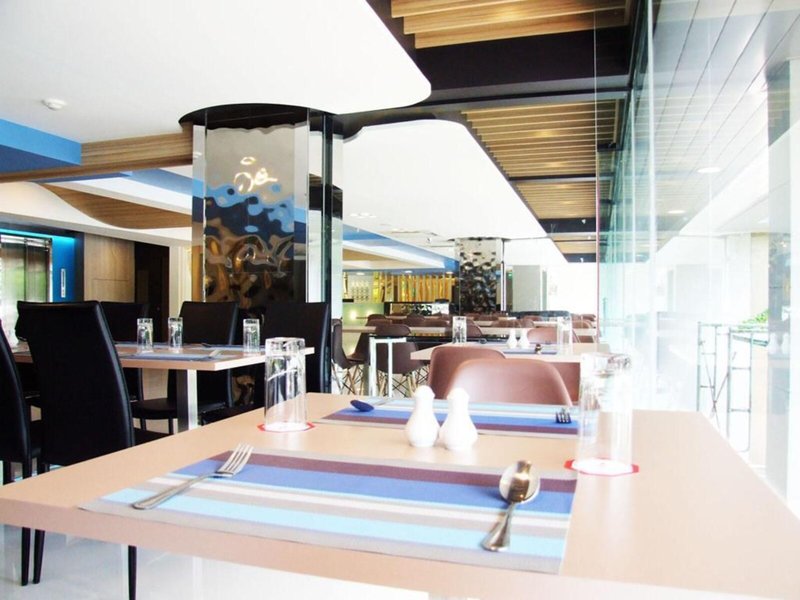 Grand Tower Inn Sathorn 11