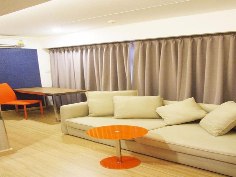 Grand Tower Inn Sathorn 15