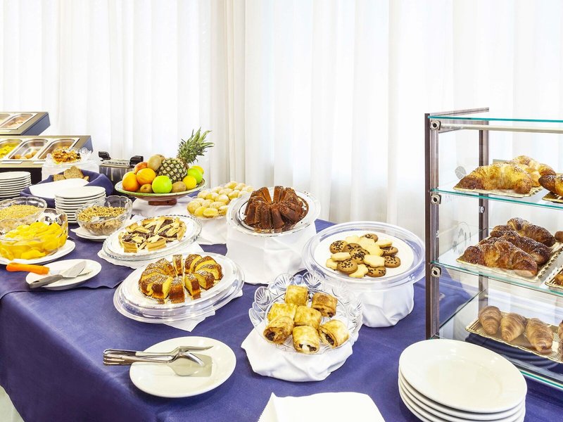 ibis Styles Trani 10 - Restaurant