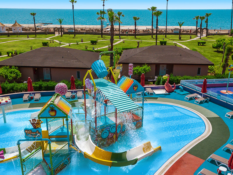 IC Hotels Santai Family Resort 8