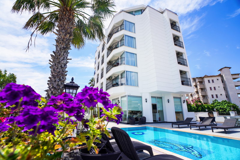 Aurasia Sea Side Hotel 1