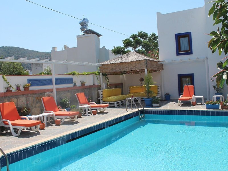 Oya Boutique Hotel & Suites 10
