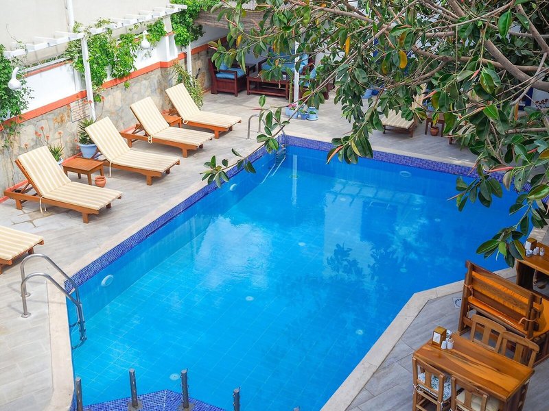 Oya Boutique Hotel & Suites 12