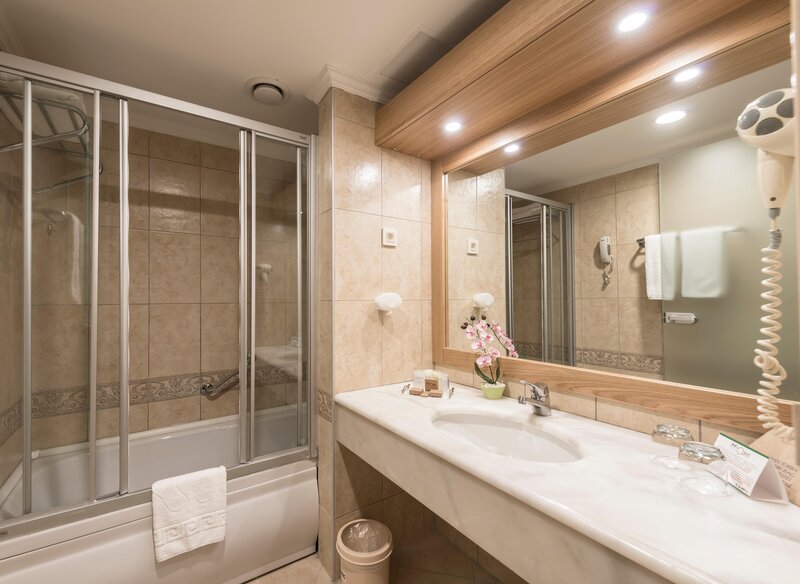 Belconti Resort 36 - Bathroom Example