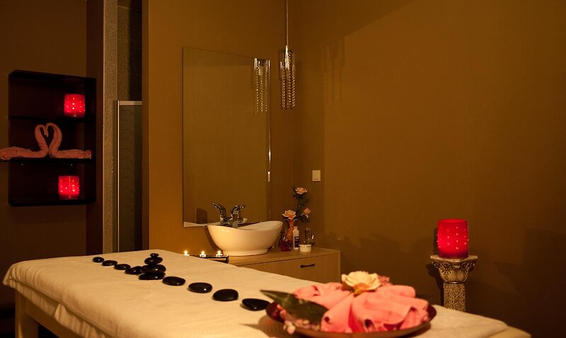 Belconti Resort 50 - Health & Beauty