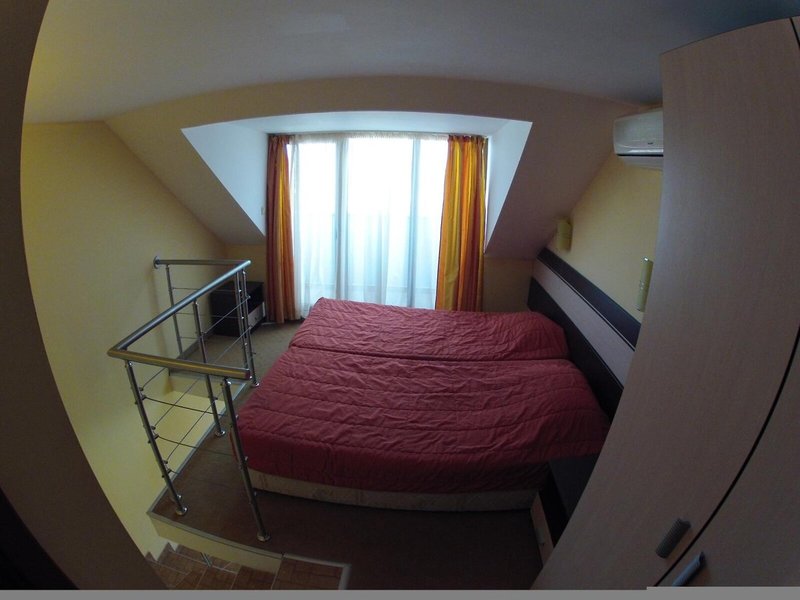 Hotel Apolis 25