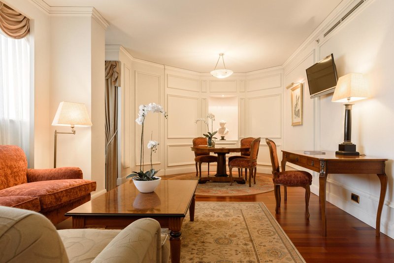 Eurostars Gran Hotel Santiago 8