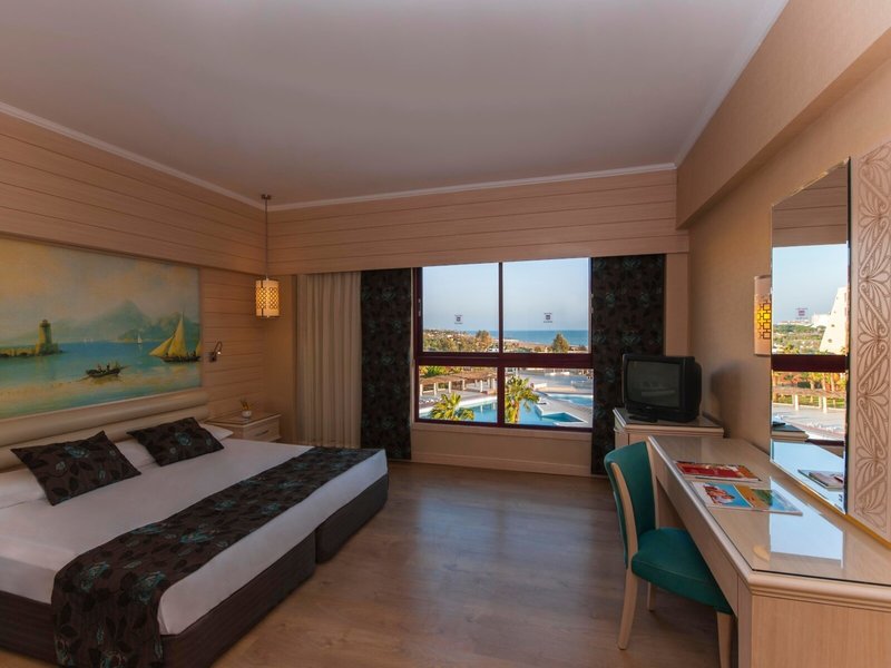 Kaya Belek 37