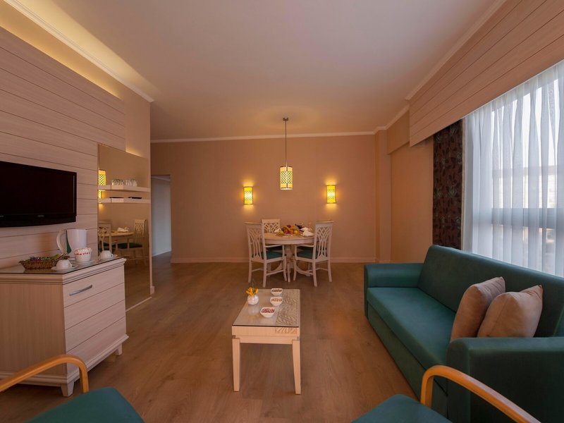 Kaya Belek 38