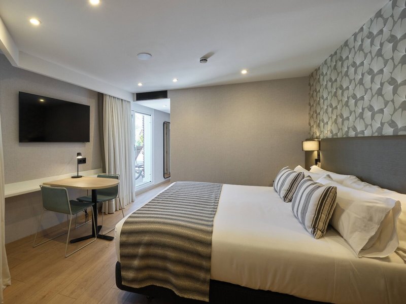 Catalonia Park Güell 32