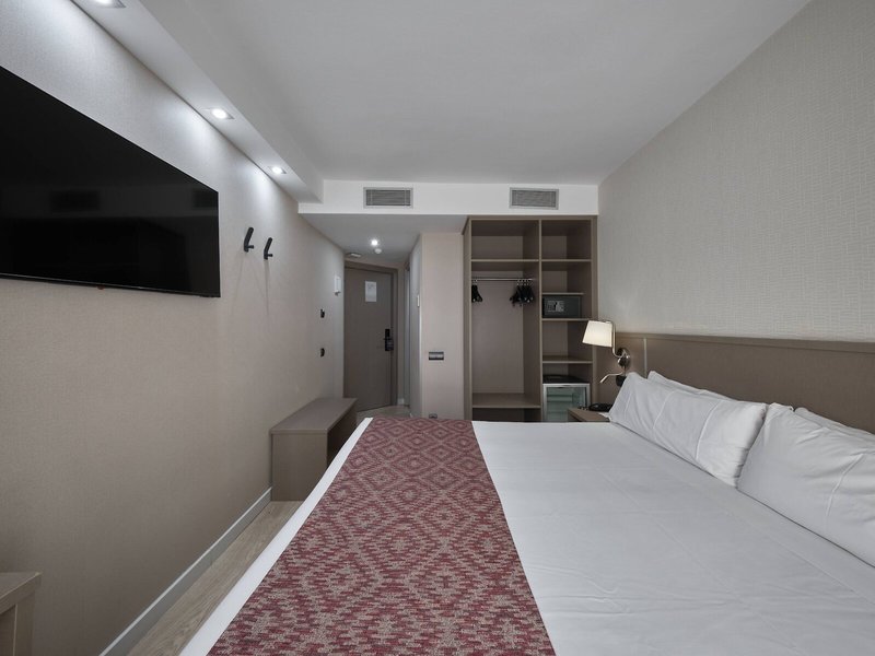 Catalonia Park Güell 37