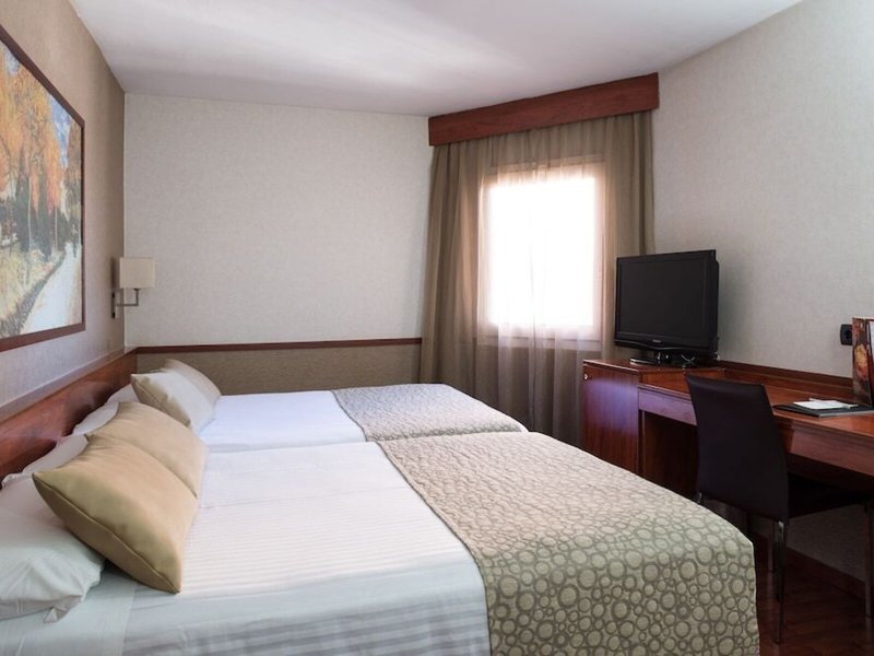 Catalonia Park Putxet 34 - Room Example