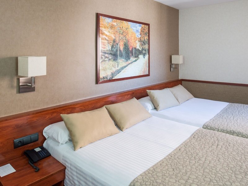 Catalonia Park Putxet 49 - Room Example