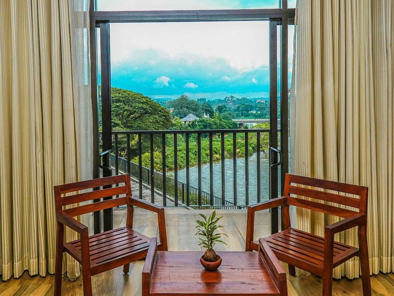 Oak Ray Regency Hotel 5
