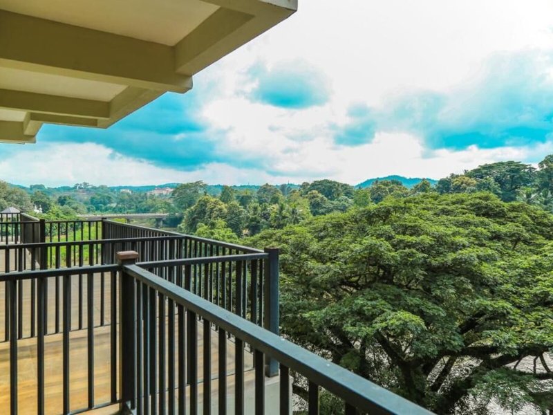 Oak Ray Regency Hotel 6