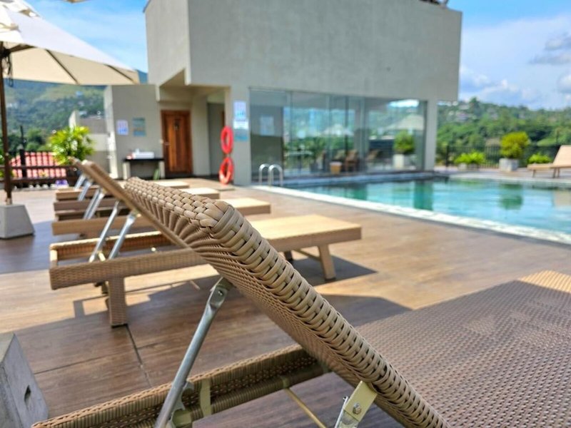 Oak Ray Regency Hotel 14