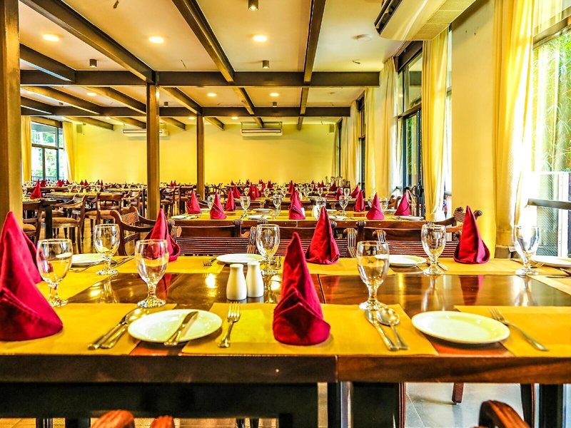 Oak Ray Regency Hotel 19