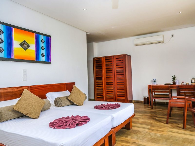 Oak Ray Regency Hotel 27