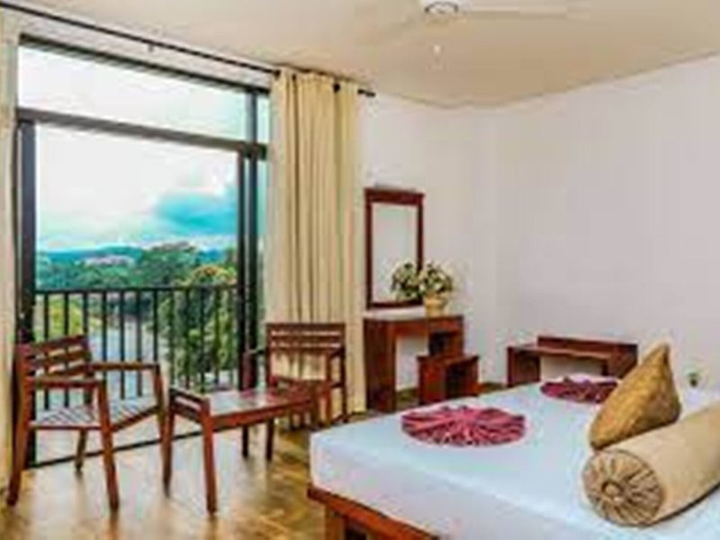 Oak Ray Regency Hotel 35