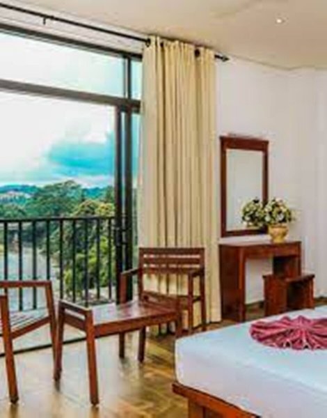 Oak Ray Regency Hotel 36