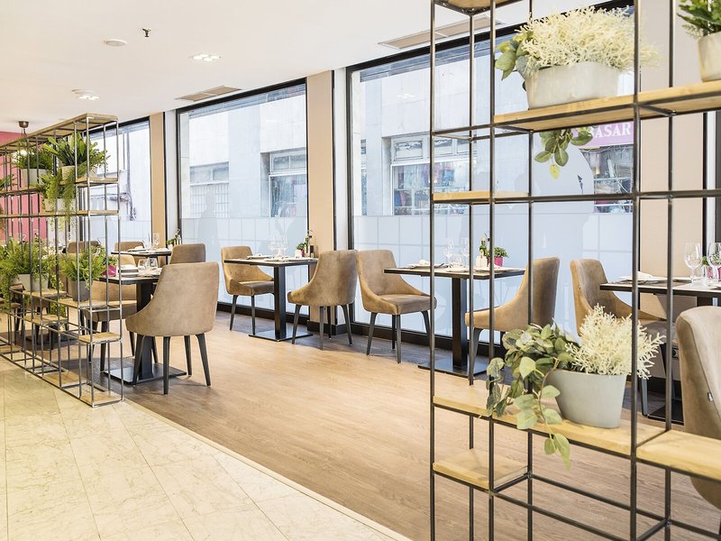 Catalonia Barcelona 505 11