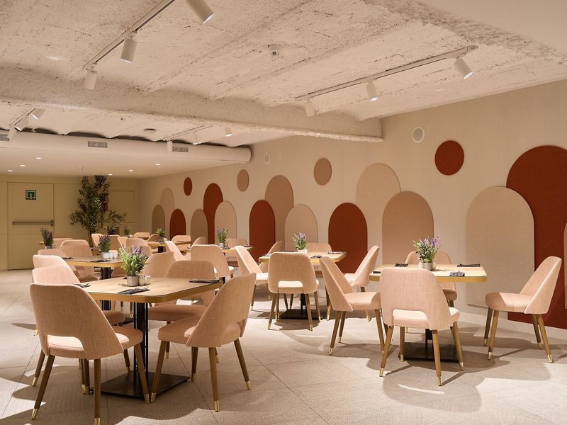 Catalonia Barcelona 505 23