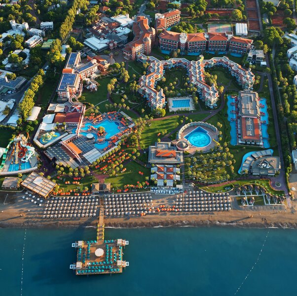 Club Mega Saray 46