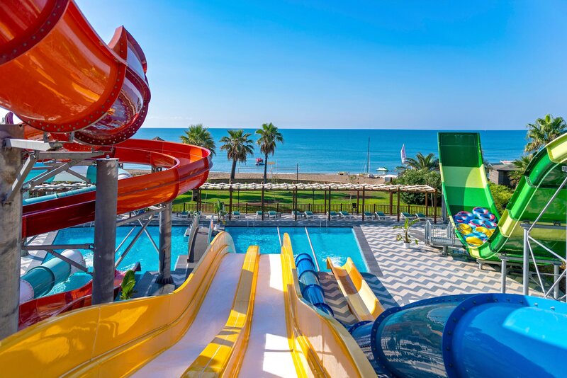 Club Mega Saray 51
