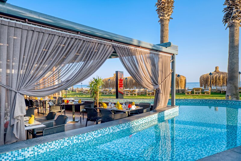 Club Mega Saray 54