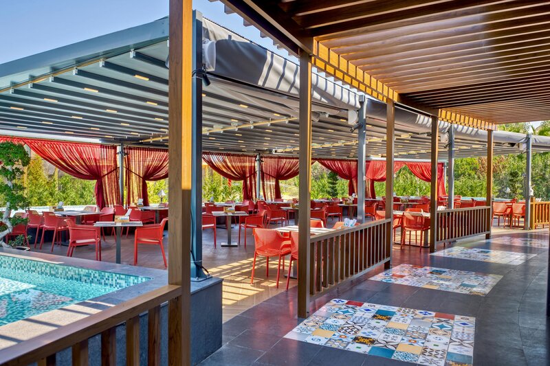 Club Mega Saray 220