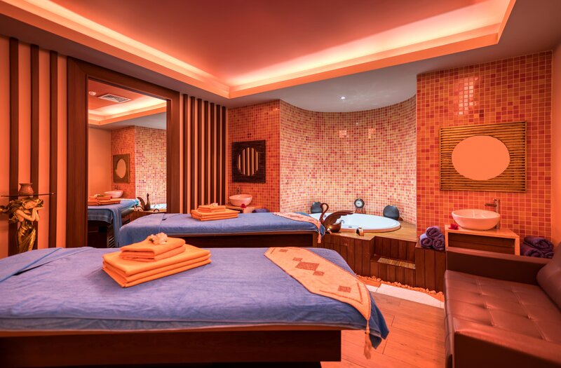 Club Mega Saray 271