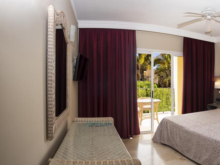 Palm Oasis 6