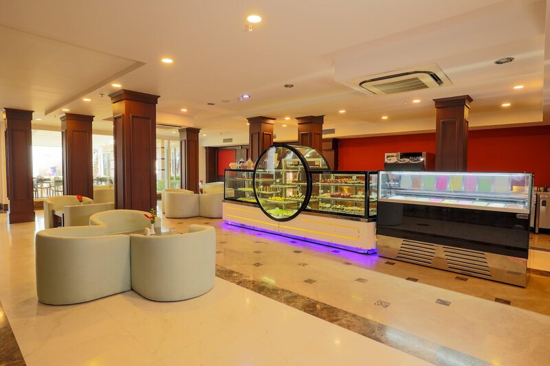 Crystal Tat Beach Golf Resort & Spa 50