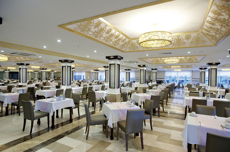 Crystal Tat Beach Golf Resort & Spa 10