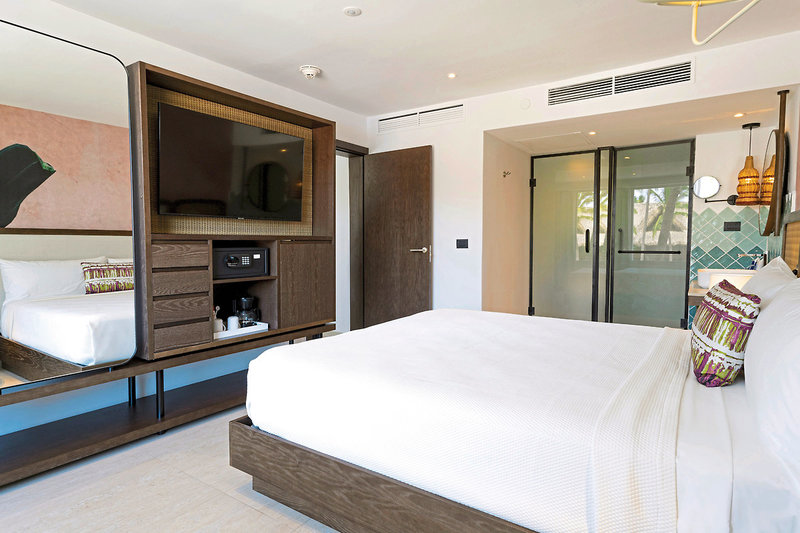 Tropical Princess Beach Resort & Spa 5