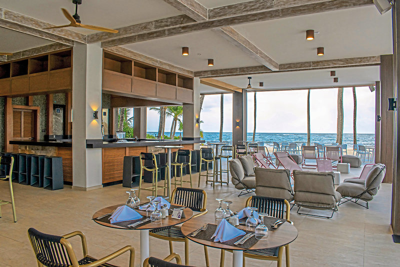 Tropical Princess Beach Resort & Spa 23