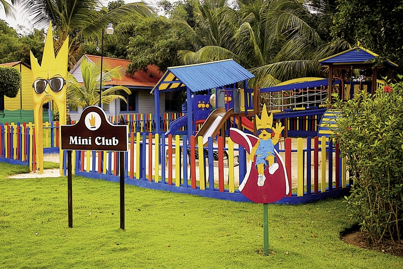 Tropical Princess Beach Resort & Spa 26