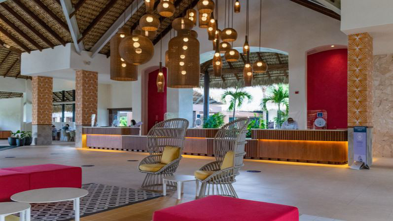 Tropical Deluxe Princess 70