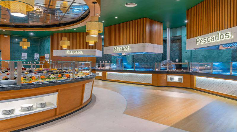 Tropical Deluxe Princess 71