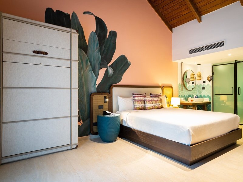 Tropical Deluxe Princess 50