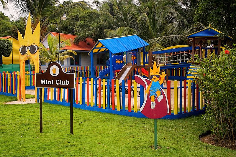 Tropical Deluxe Princess 16