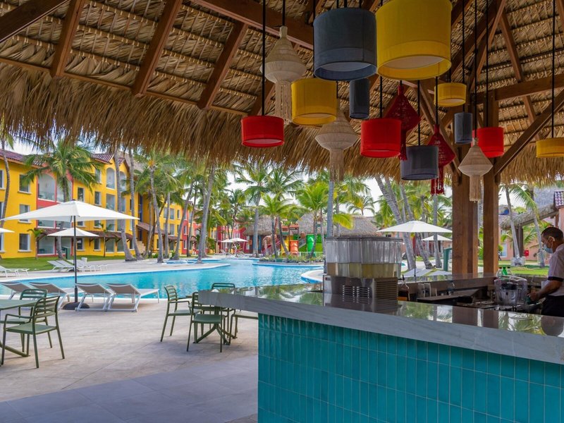 Tropical Princess Beach Resort & Spa 25