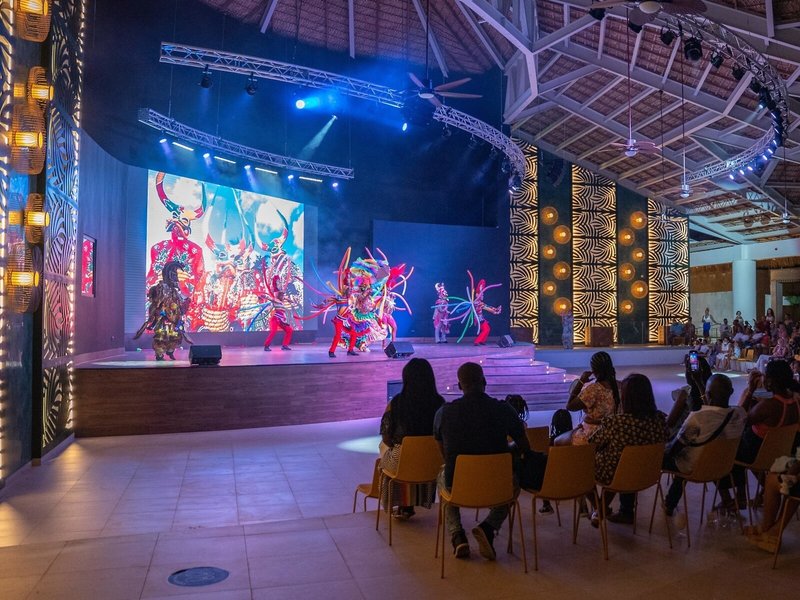 Tropical Princess Beach Resort & Spa 44