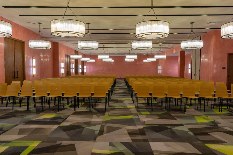 Tropical Deluxe Princess 53