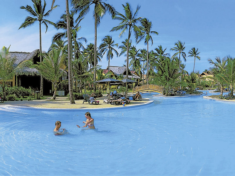 Tropical Princess Beach Resort & Spa 5