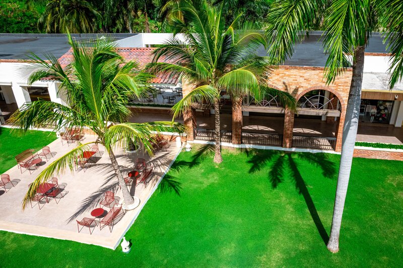 Tropical Princess Beach Resort & Spa 76