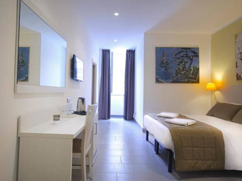Trevi Palace Hotel