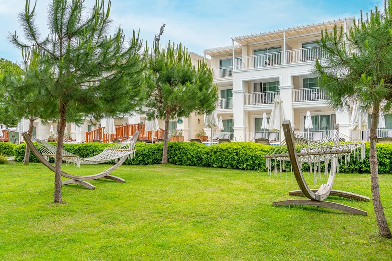 Bellis Deluxe Hotel 12