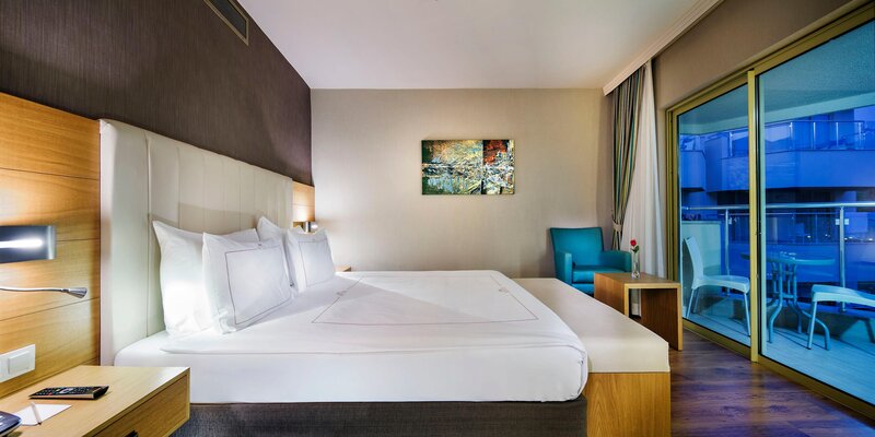 Bellis Deluxe Hotel 63