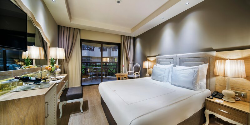 Bellis Deluxe Hotel 64